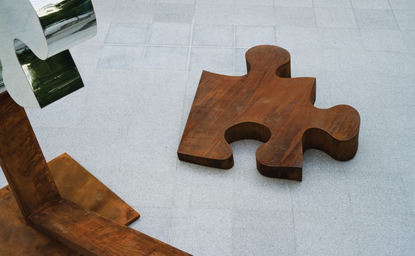 THE MISSING PIECE, Erdenschwere Himmelsnähe